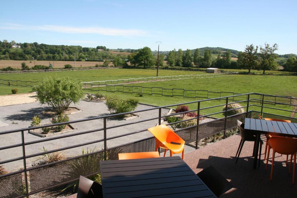 Manoir Theas Bed and Breakfast Barraute-Camu Exteriör bild