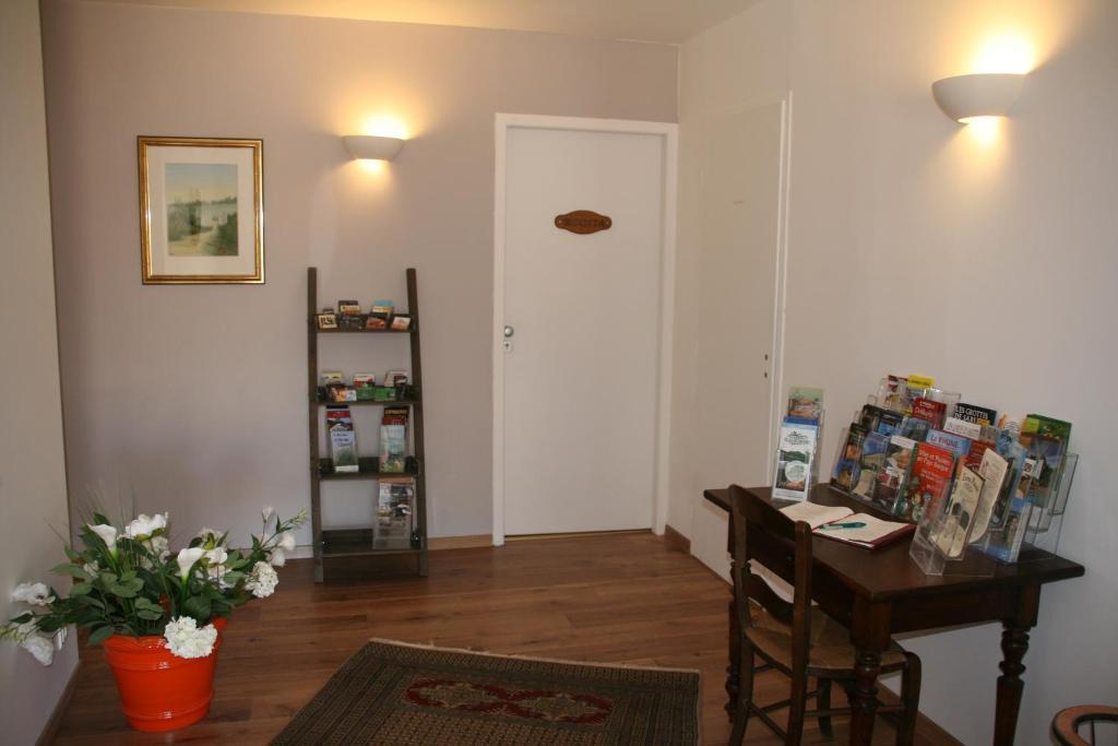 Manoir Theas Bed and Breakfast Barraute-Camu Exteriör bild